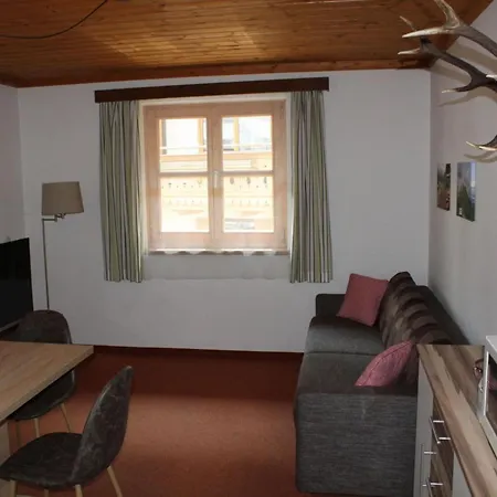 With Mountain View Near Centre Maria Alm am Steinernen Meer