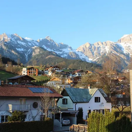With Mountain View Near Centre