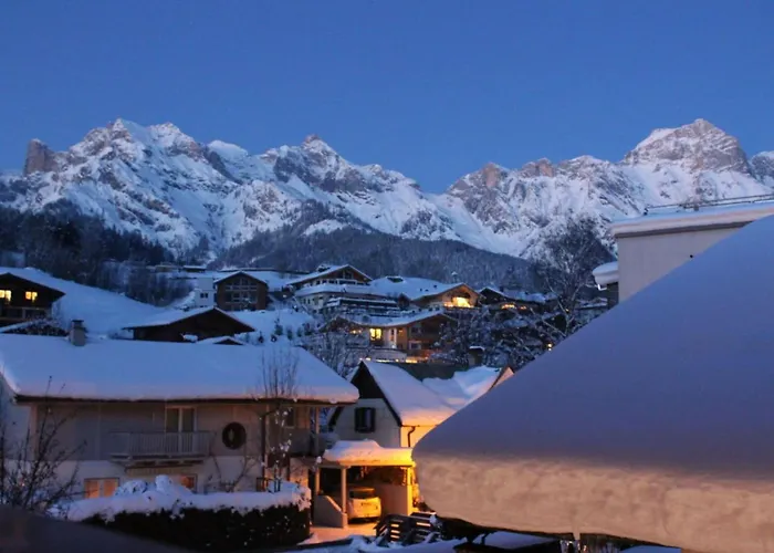 With Mountain View Near Centre Appartement